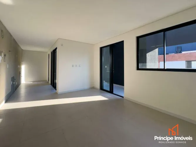 Cobertura com 3 quartos no Anita Garibaldi em Joinville