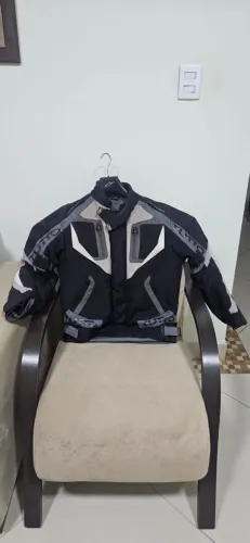 Jaqueta Tutto para motociclista.
