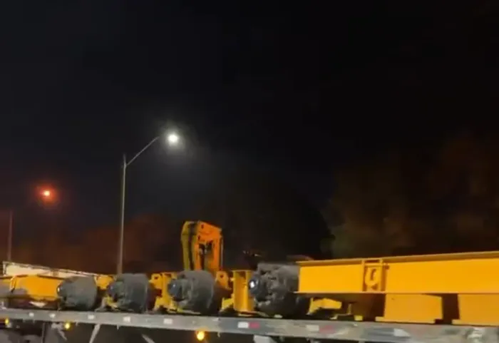 Carreta prancha Lagartixa 4 eixos