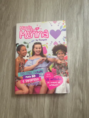 Livro Mundo da Menina