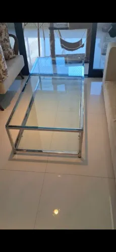 Mesa belíssima de vidro