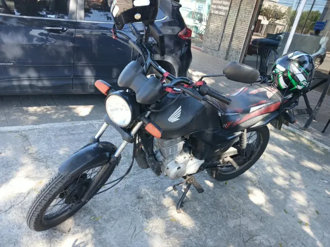Urgente vendo ou troco por carro