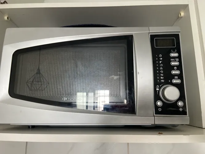 MICROONDAS SEMI NOVO