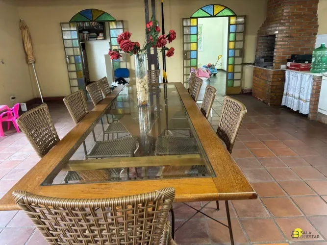 Casa residencial à venda no Jardim América (BH/MG)  5 quartos, 2 suítes e 5 vagas