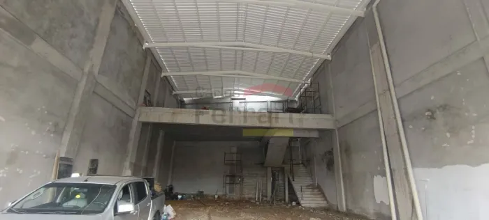 Galpão Comercial com 460M² na Vila Guilherme próximo da Avenida Luiz Dumont Villares