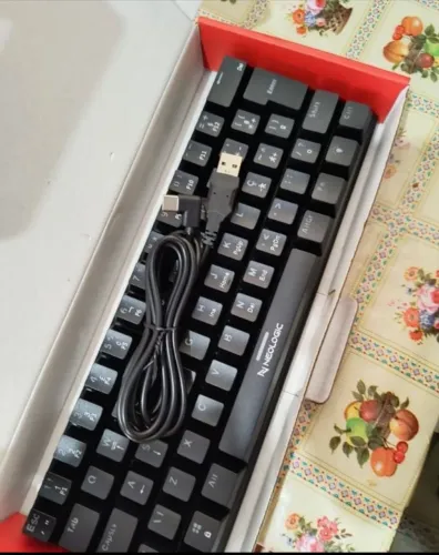 Teclado mecânico Neologic Precision Dark 60% Rainbow (Switch Vermelho)<br>