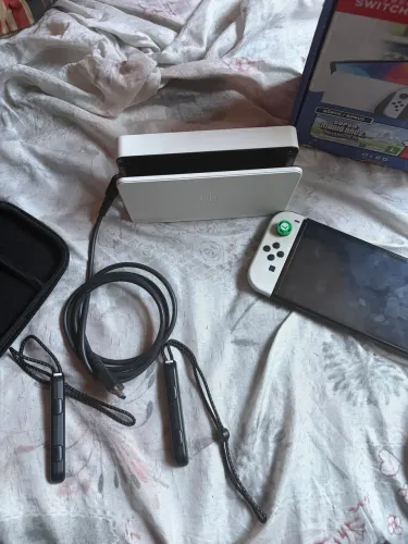Nintendo switch Oled desbloqueado