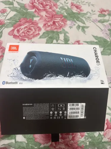 Vendo caixa de som JBL ORIGINAL CHARGE 5