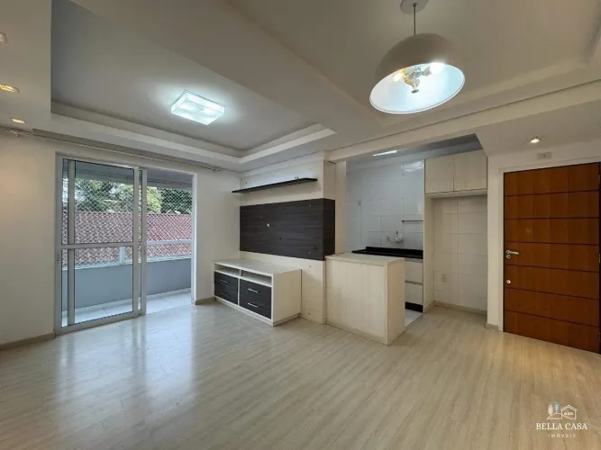 Apartamento com 03 quartos para Alugar no Anita Garibaldi