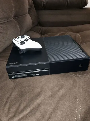 Xbox one fat mais 1 controle com fio tudo funcionando