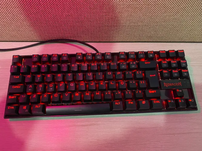 Teclado Mecânico Redragon Kumara K552 LED Vermelho Original