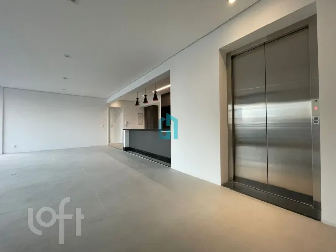 Apartamento de Alto Padrão de 197 m² com 3 Suítes no Jardim das Acácias - Vista, Lazer Com