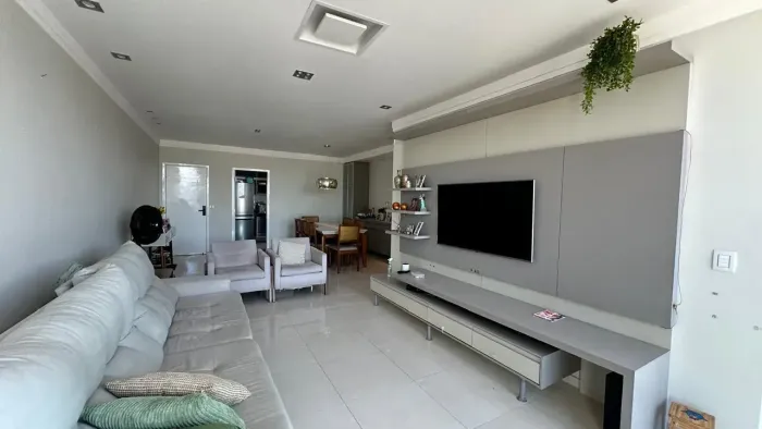 Apartamento para venda possui 105 metros quadrados com 3 quartos