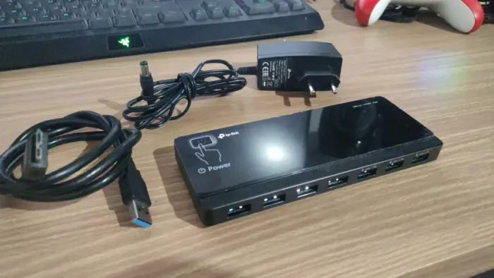 TP-Link Hub USB 3.0 - 7 Portas - C/ fonte