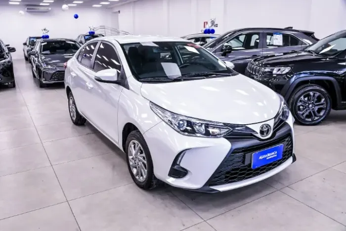 Toyota Yaris XS Sedan 1.5 Flex 16V 4P Aut. 2024