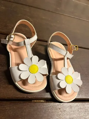 Sandália para meninas
