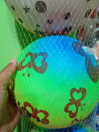 Bola infantil colorida
