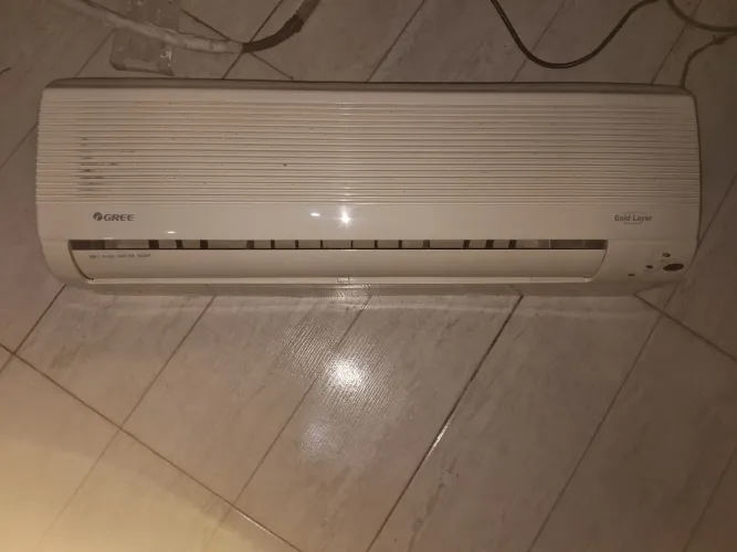 Central de ar gree 9 mil btus, 220v