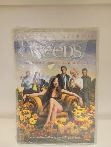 Coleção de Dvds Weeds temporadas 2,3,4 todos originais.