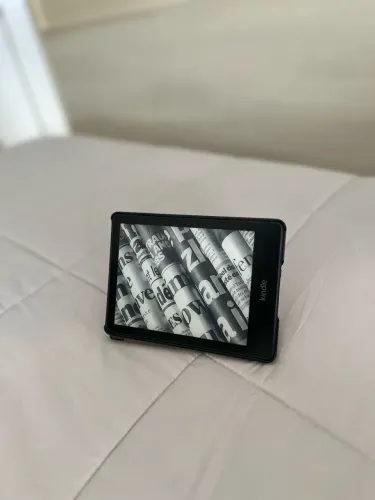 Kindle Paperwhite (11ª geração) - Excelente