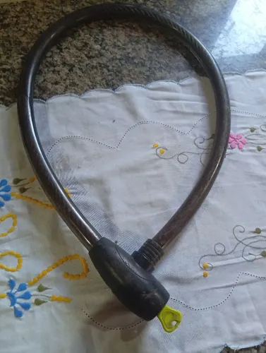 Vendo cadeado flexível pra moto ou baike 80$ coophavila2  *
