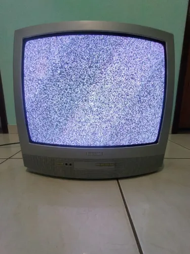 TV Philips de Tubo 20 Polegadas. Funcionando Perfeitamente!