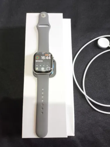 Smartwatch Apple séries 11 GPS+celular cinza spacial completo caixa e carregador