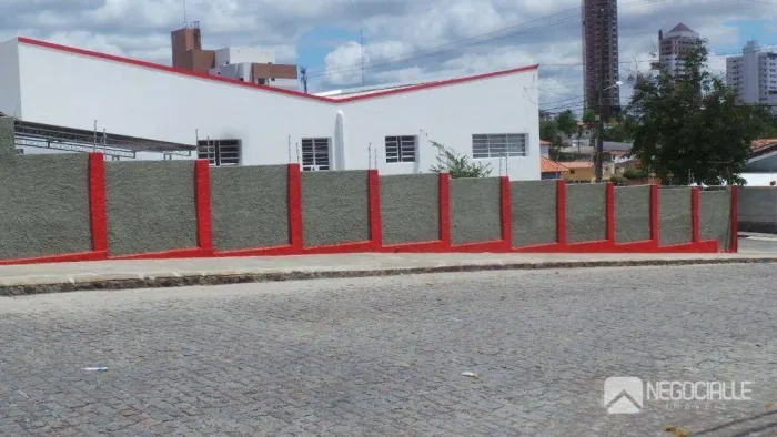 Casa com 3 dormitórios para alugar, 223 m² por R$ 2.500,00/mês - Alto Branco - Campina Gra