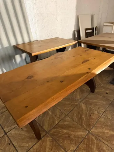Mesa 6 lugares de Madeiras maciça (móvel feito em Gramado) 