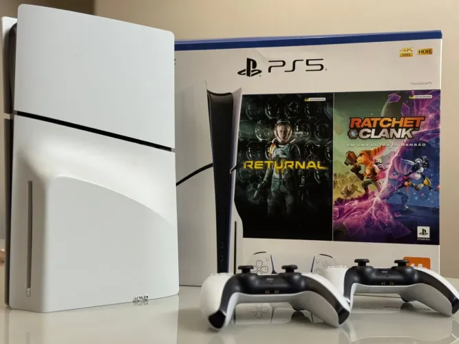 PS5 mídia digital e física , 1 terá e 2 controles