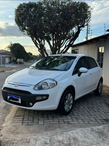 Fiat Punto Attractive Italia 1.4 F.flex 8V 5P 2013