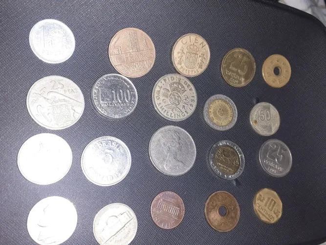 Moedas antigas de outros países