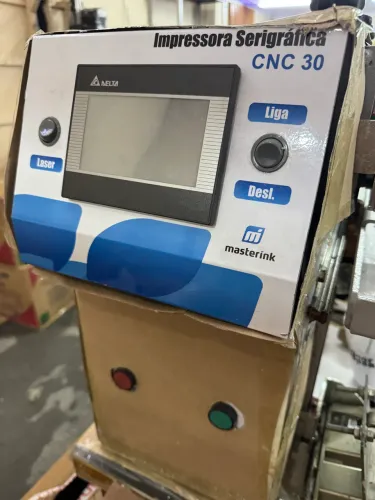 Máquina Cnc 30 para personalização de copos