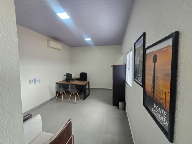 SALA COMERCIAL DISPONÍVEL (40m²)
