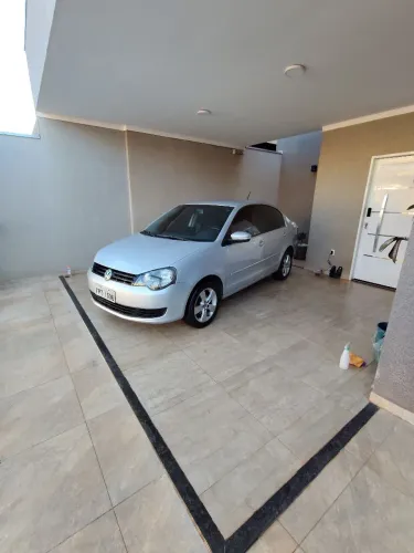 Volkswagen Polo Sedan 1.6 MI Total Flex 8V 4P 2014