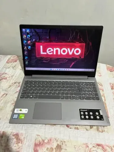 Notebook Lenovo Core i5 / 20GB RAM / SSD 256GB / Placa de Video 2GB