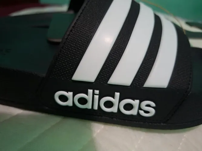 Adidas NOVA.