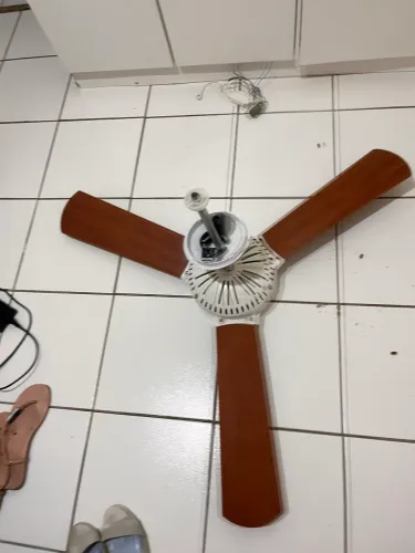 Ventilador de teto com controle remoto e luz de led