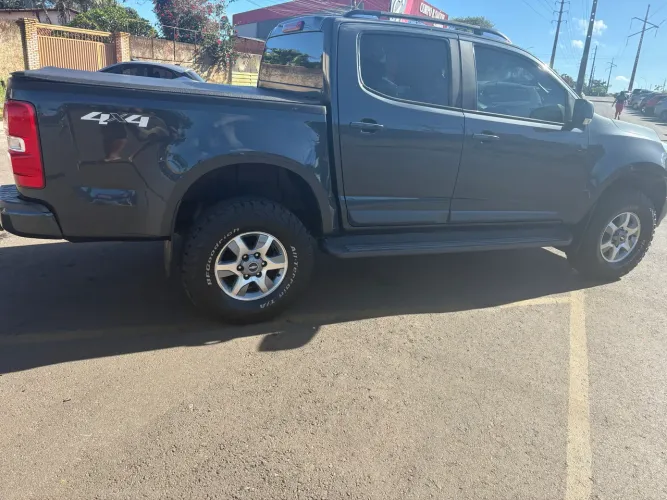 Chevrolet S10 Pick-up LT 2.8 TDI 4X4 CD Diesel AUT 2015