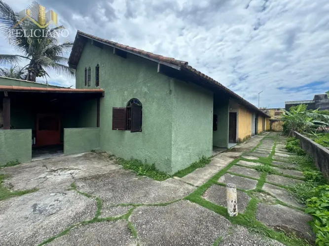 Duplex á venda lado praia que aceita financiamento bancário no Centro de Unamar - Cabo Fri