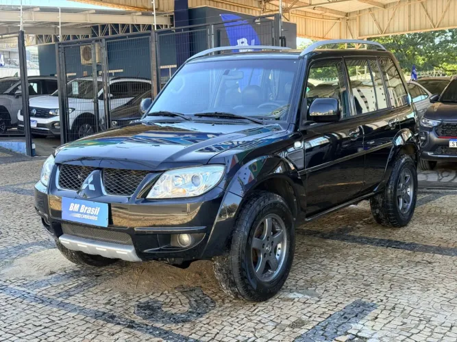 Mitsubishi Pajero TR4 2.0 Flex 16V 4X2 Aut. 2015