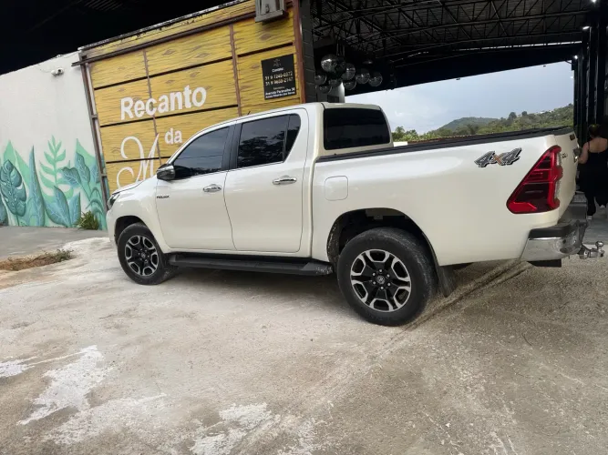 Toyota Hilux CD SRX 4X4 2.8 TDI 16V Diesel Aut. 2021
