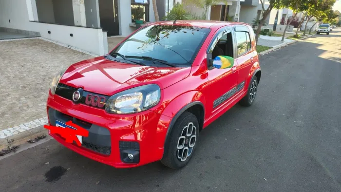 Fiat Uno Sporting Dualogic 1.4 EVO Flex 8V 4P 2015