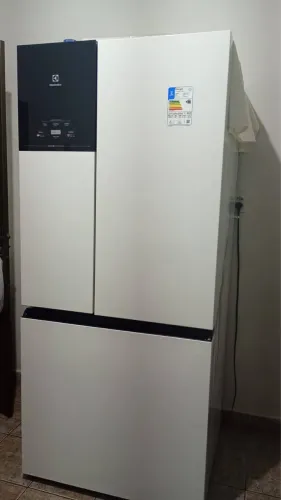 Eletrolux 590l