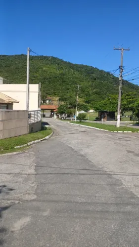 Casinha de boneca Condomínio Bosque do Peró - Cabo Frio - RJ