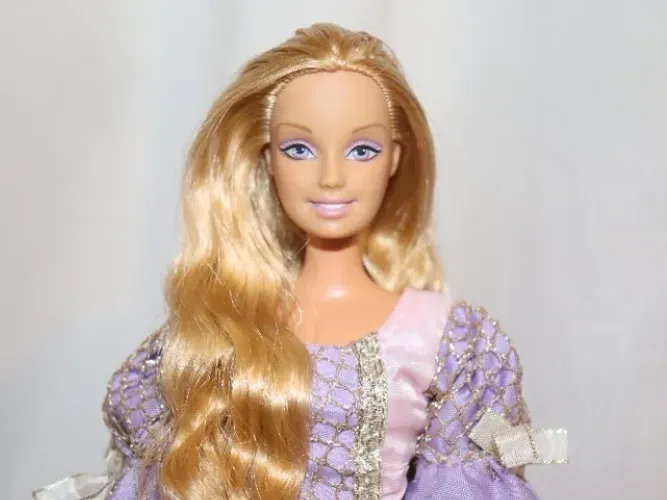 Boneca Barbie Rapunzel Hora do Chá