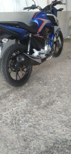 vende uma titan 160 ano 2018 no valor de 13.500 reais