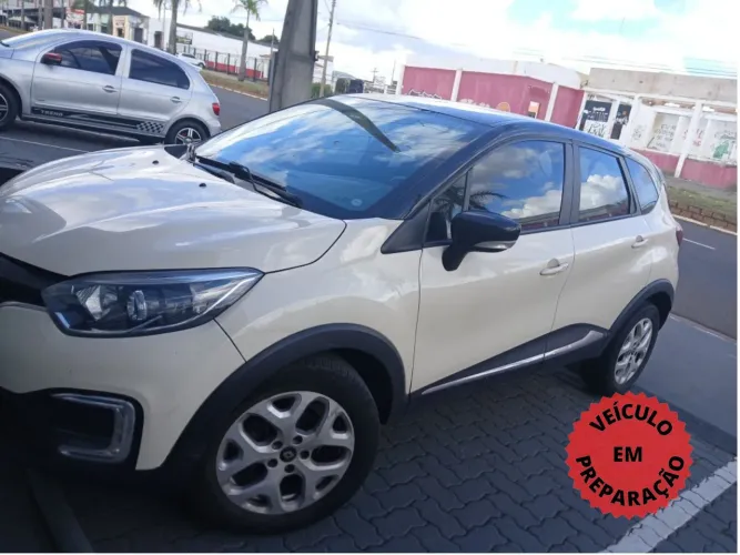 Renault Captur Life 1.6 16V Flex 5P Aut. 2018