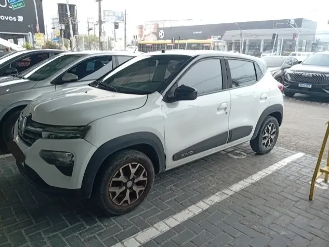 Renault Kwid Intense 1.0 Flex 12V 5P Mec. 2023