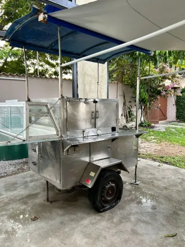 Carrinho de churrasquinho